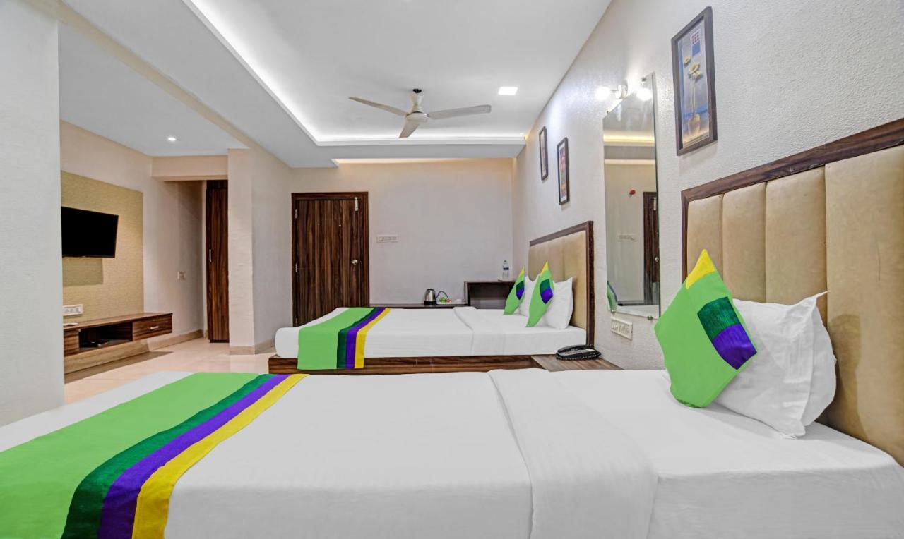 Hotel Treebo Trend Royal Galaxy Park à Indore Extérieur photo